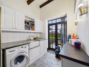 Photo 14- click for photo gallery